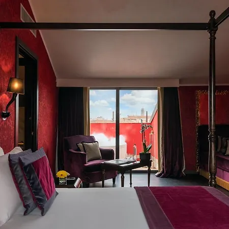 Carnival Palace - Collection Hotel 4*