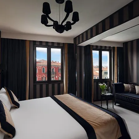 Carnival Palace - Collection Venezia