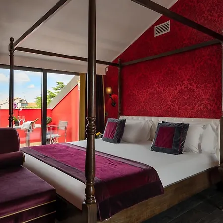 Carnival Palace - Collection 4* Venezia