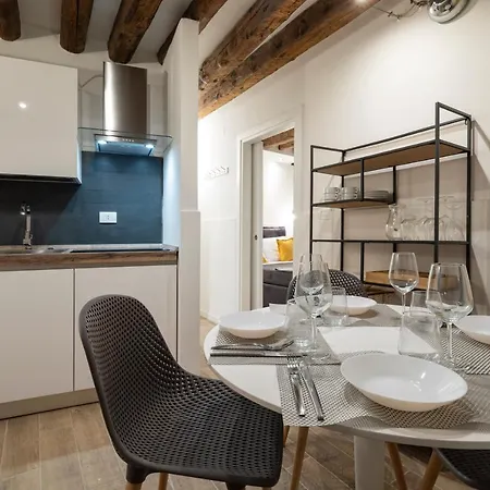 San Marco Pied-a-terre - Accademia By Wonderful Italy Apartment *