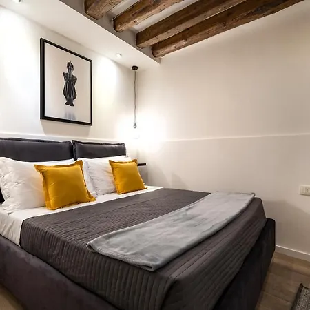 San Marco Pied-a-terre - Accademia By Wonderful Italy Apartment *