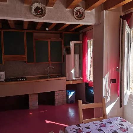 6518 Apartment