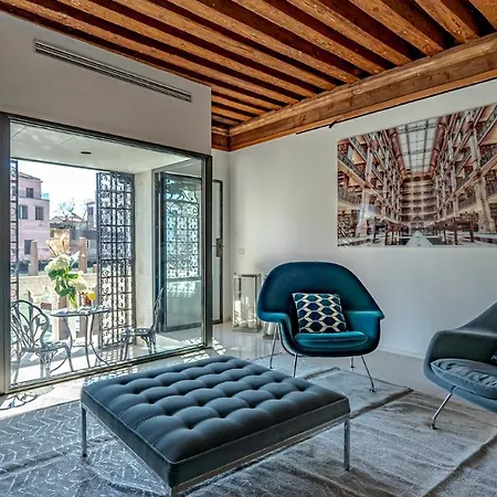 La Loggia Grand Canal Apartment *