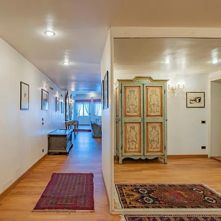 Ca' Del Mercante Grand Canal Apartment