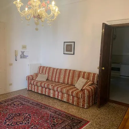 San Polo Corner Porzione Piano Nobile Appartamento