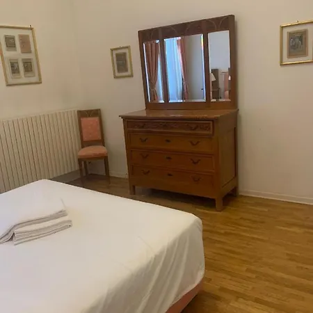 San Polo Corner Porzione Piano Nobile Appartamento