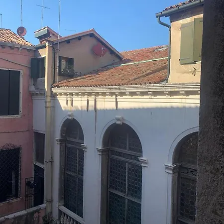 San Polo Corner Porzione Piano Nobile Appartamento