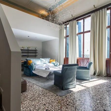 Apartment Infinite House Ca' Vendramin