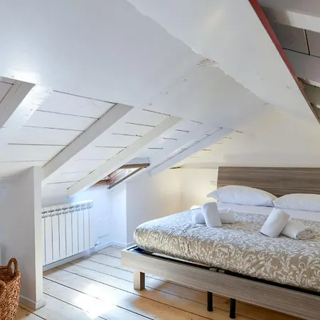 La Boheme Apartment