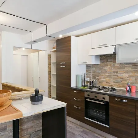 La Boheme Apartment