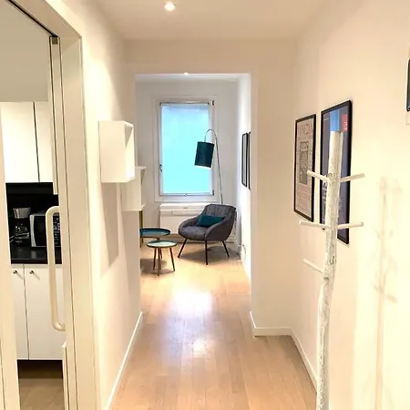 Live In The Heart Of Apartment