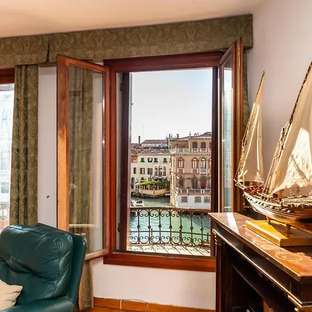 Ca Del Duca Canal Grande * Venice