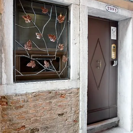 Pensjonat Margherita House 2*