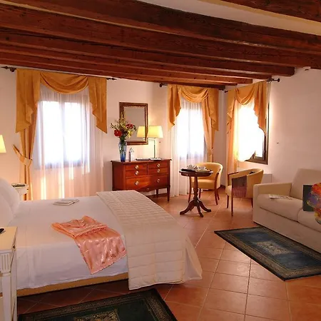 Corte Grimani Hotel apartamentowy 3*