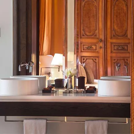 Hotel Aman 5*