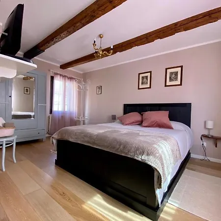 Blue George Apartment *