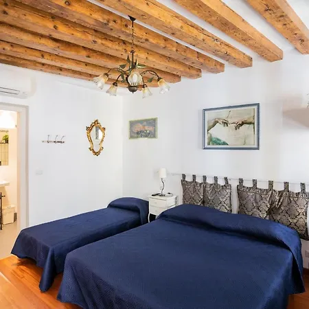 Hidden Gem In * Venice