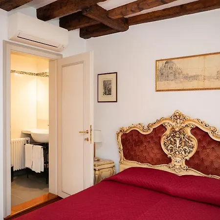 Hidden Gem In * Venice
