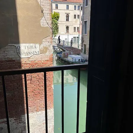 Ad Lofts Apartment *
