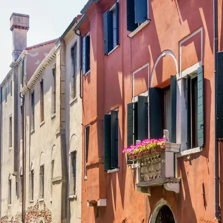 Ca' San Marcuola 1 2* Velence