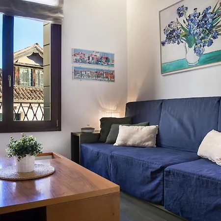 Mansardina - 1 Min From Accademia - Duplex Stylish And Cosy Apartment Venedig