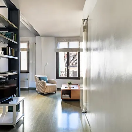 Apartment Mansardina - 1 Min From Accademia - Duplex Stylish And Cosy