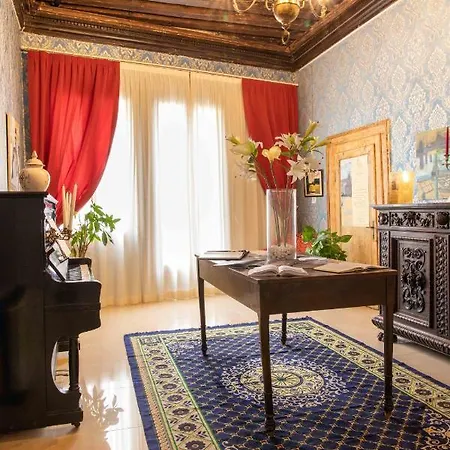Charming Palace Santa Fosca 3* ונציה