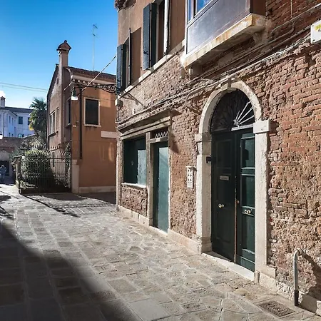 Mansardina - 1 Min From Accademia - Duplex Stylish And Cosy Venedig