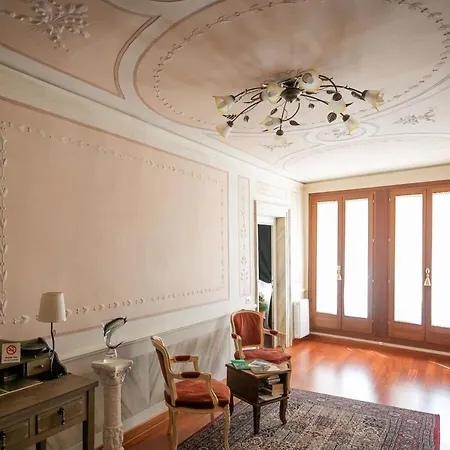 Hidden Gem In Guest house Venice