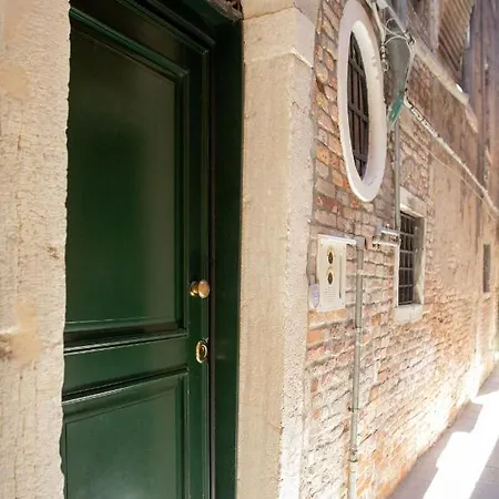 Hidden Gem In Guest house Venice