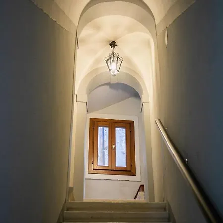 Guest house Hidden Gem In *