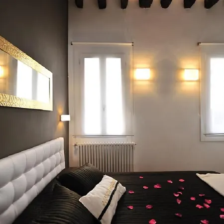 Cannaregio - Colleoni Holidays By Wonderful Italy Apartamento *