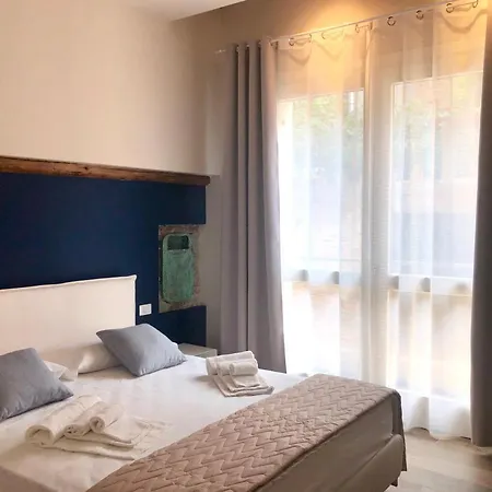 Magno Luxury Canal View Apartment