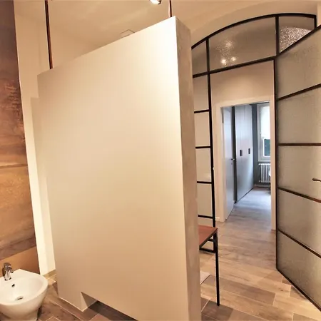 Magno Luxury Canal View Apartment
