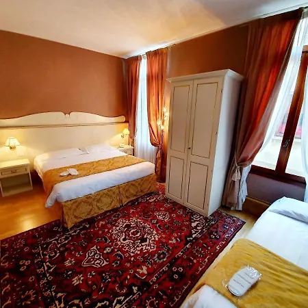 Hotel Corte Dei Greci 3*