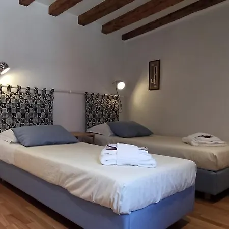 Ve-nice Sartori C4705 Apartment *