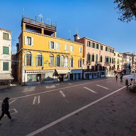Superior In Via Garibaldi By Bricola Appartamento Venezia
