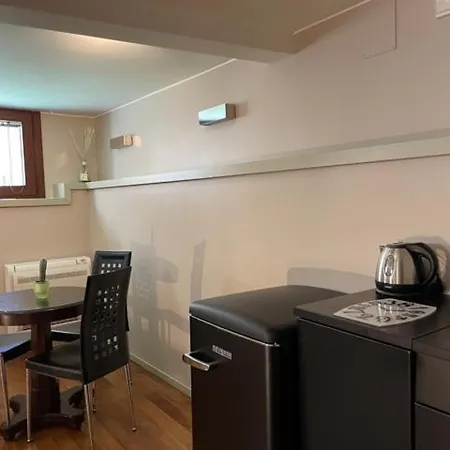 Apartment San Marco With Canal View Venice