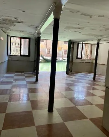 Apartment San Marco With Canal View *