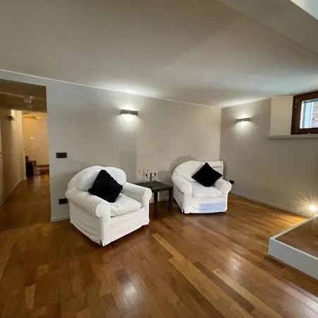 Apartment San Marco With Canal View Venice