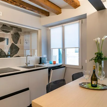San Stae Glamour Apartment *