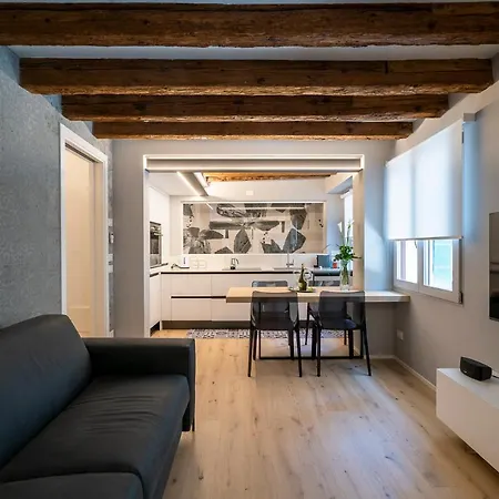 Apartment San Stae Glamour