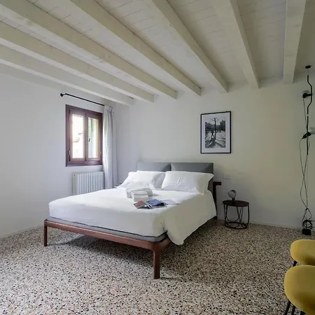 Apartment Palazzo Venere Venedig