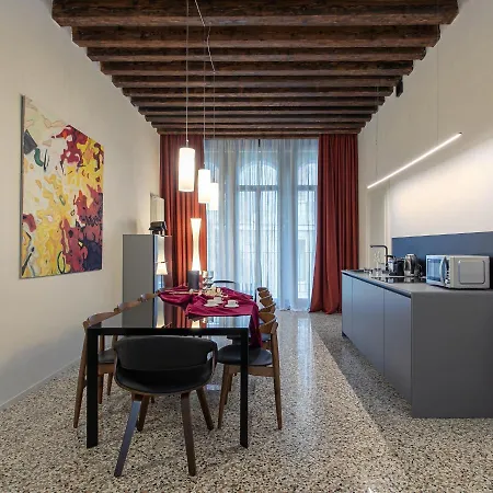 Apartment Palazzo Venere Venedig