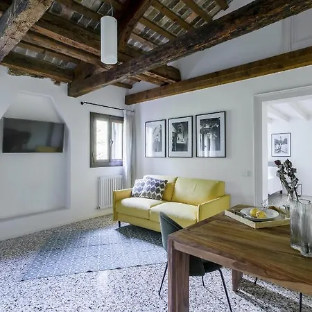 Palazzo Venere Daire *