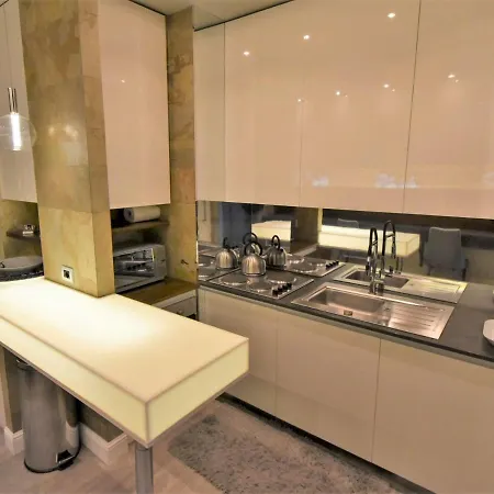 Apartment Casa Nova By Interhome Venice