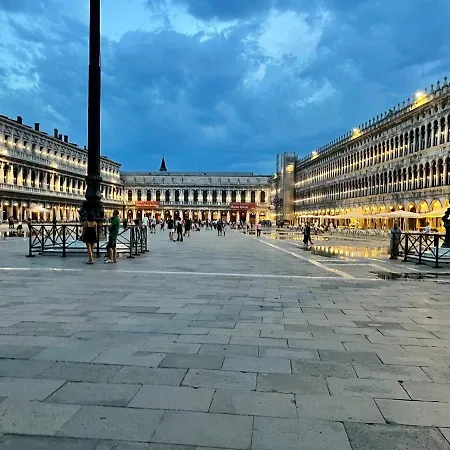 Apartment Barbaria Appartament Near Rialto & San Marco *
