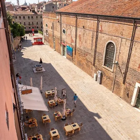 Apartment Giulia House *