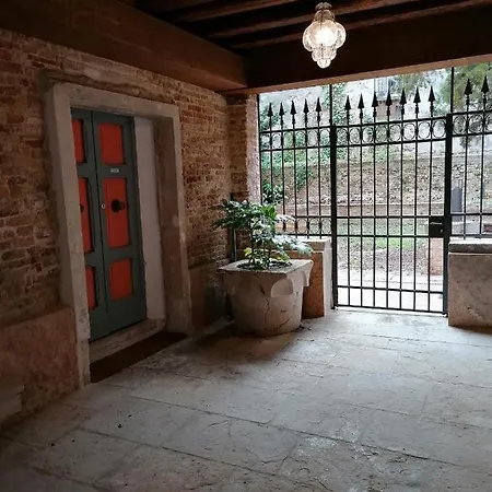 Residenza La Salute Apartment