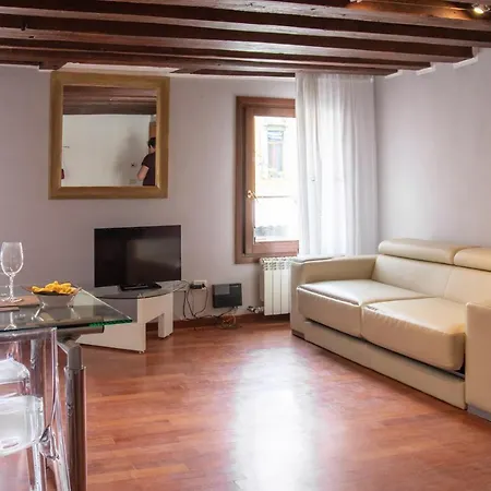 Superior In Via Garibaldi By Bricola Appartamento